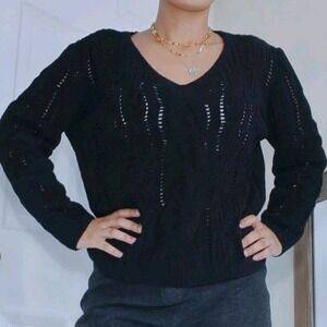 Rowen Women's Sweater Black Chunky Cable Knit Soft Cozy V Neck Medium Pull Over